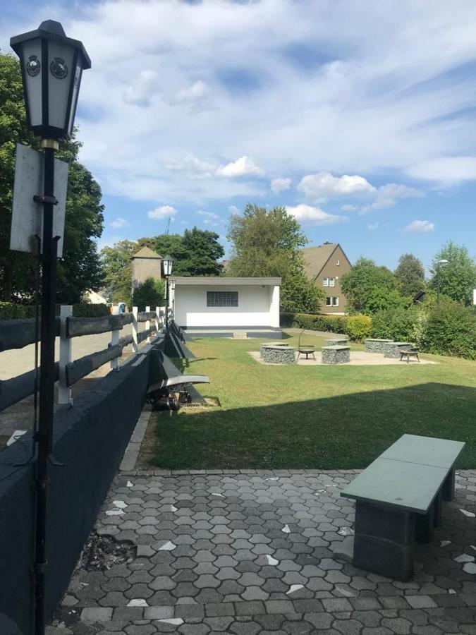 Haus Astenblick In Winterberg Fuer Bis Zu 35 Personen Fuer Wanderveranstaltungen Und Familienfeiern מראה חיצוני תמונה