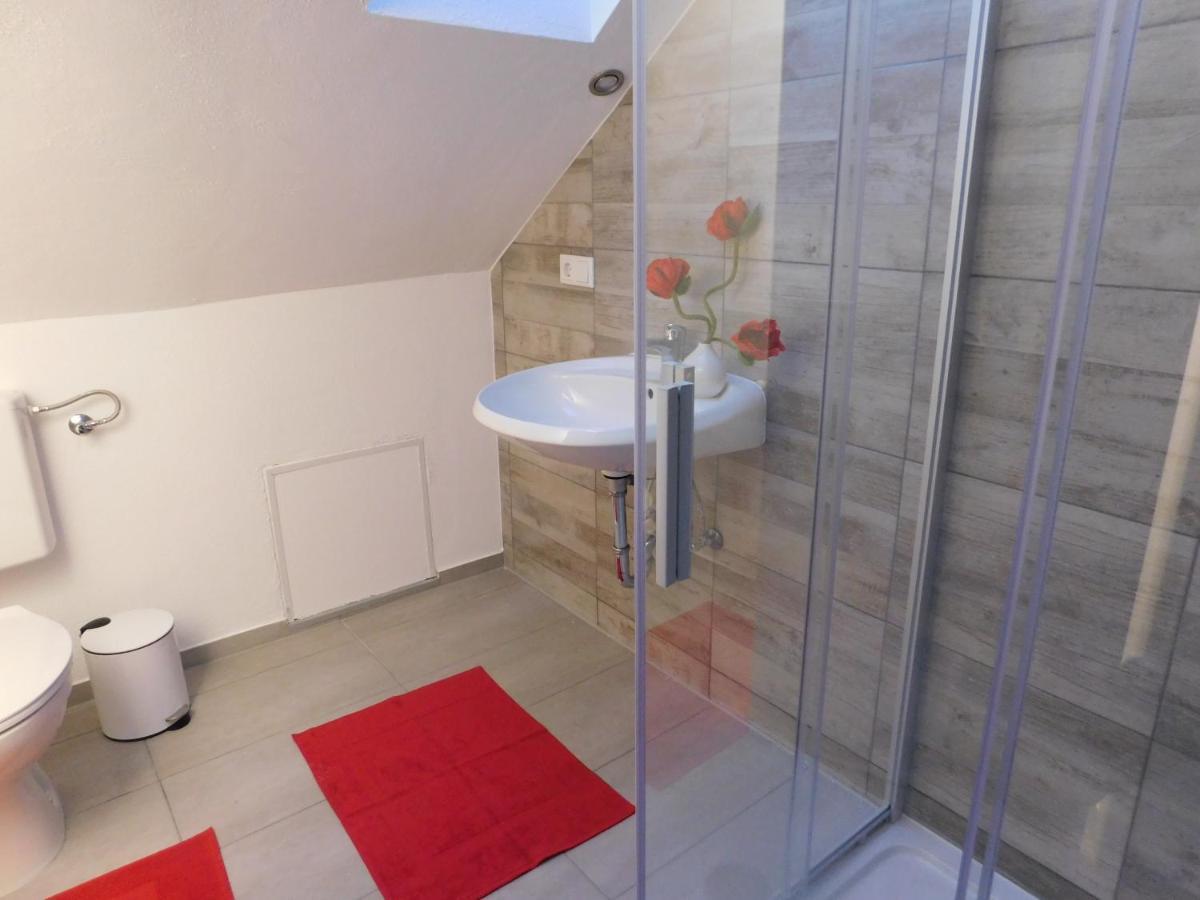 Haus Astenblick In Winterberg Fuer Bis Zu 35 Personen Fuer Wanderveranstaltungen Und Familienfeiern מראה חיצוני תמונה
