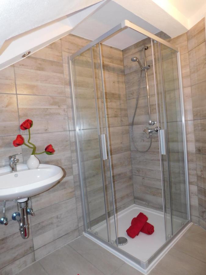 Haus Astenblick In Winterberg Fuer Bis Zu 35 Personen Fuer Wanderveranstaltungen Und Familienfeiern מראה חיצוני תמונה